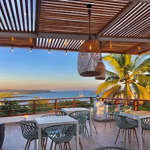 4* Hotel La Isla