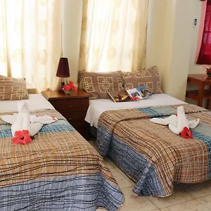 2* Hotel Galapagos Dreams
